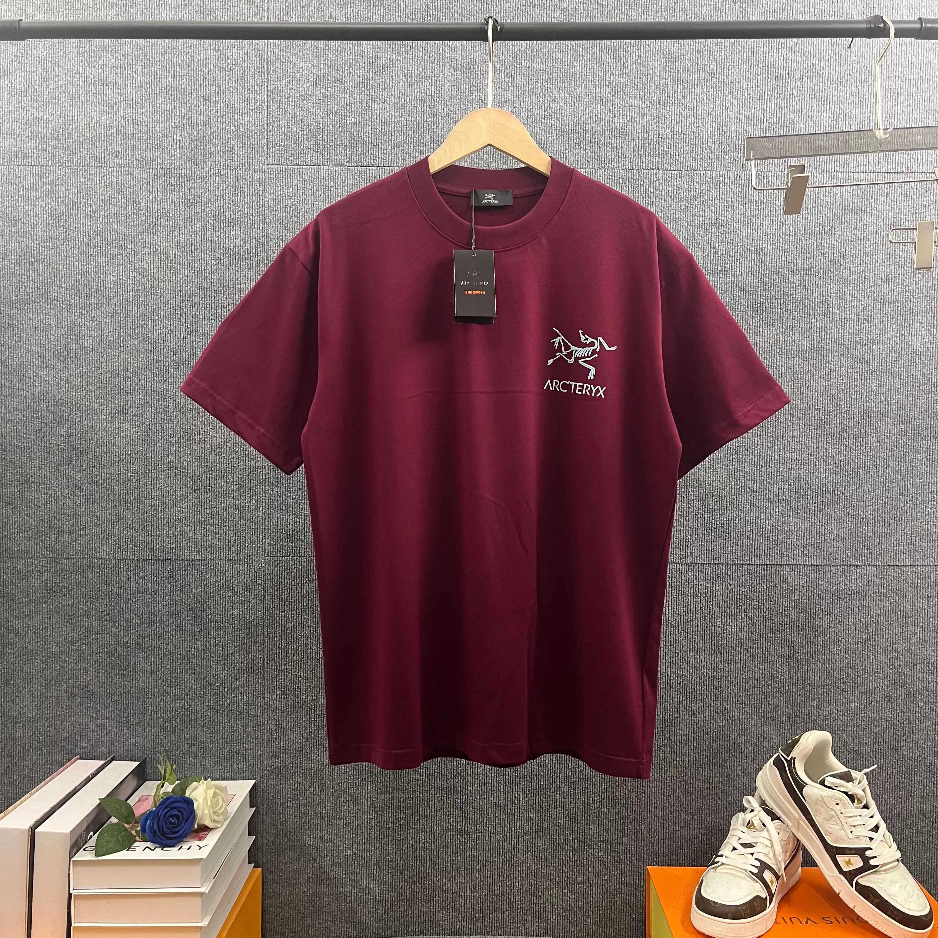 ARC'* * 2026 New Arrival Classic logo T Same Style ：Black White Red Size： S （90-130 ） M （120-150 ） L （140-165 ） XL （160-180 ） XXL （180 ）
